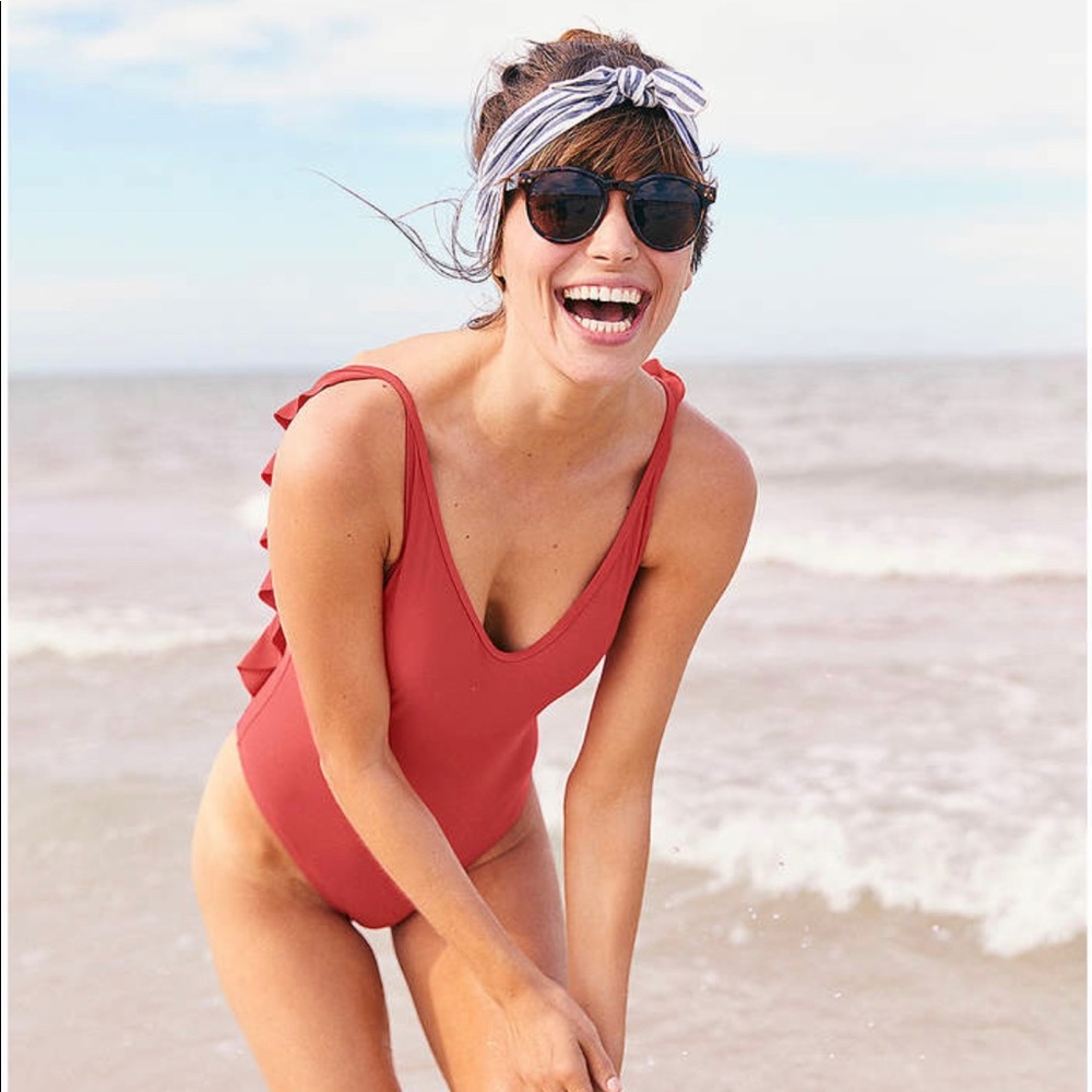 Aerie Ruffle Back One Piece NWT SZ Large/Long